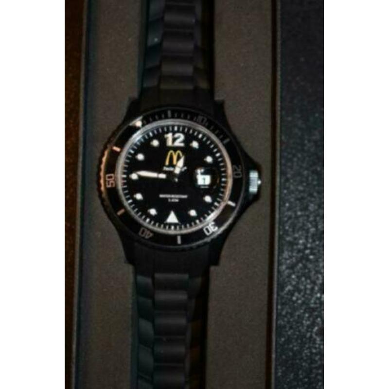 uniek nieuw horloge unisex zwart voorzien van mcdonald logo