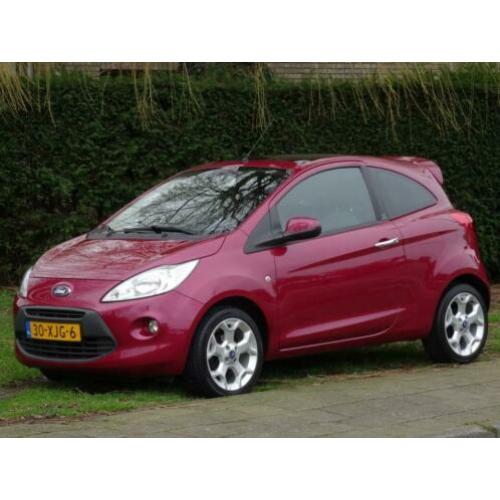 Ford Ka 1.2 Titanium X met Panoramadak en Spoiler