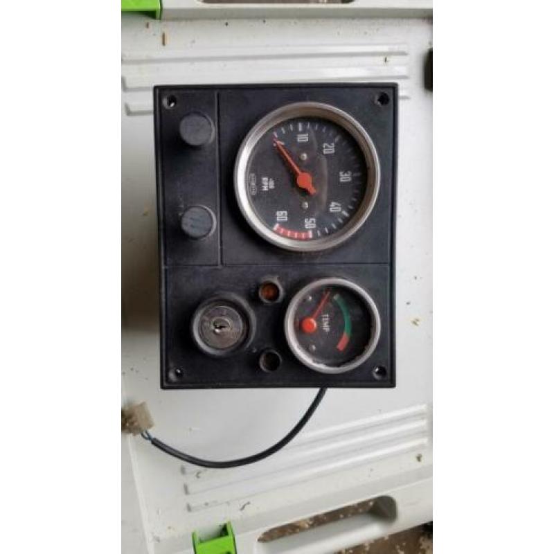 Volvo penta dashboard zgan