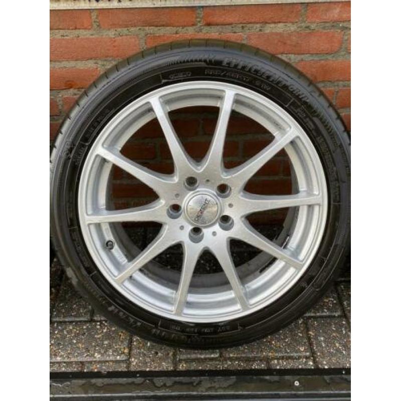 17” Volvo set V40 V50 V60 V70 225/45R17 zomerset