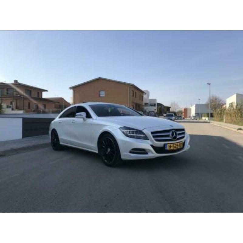 Dikke Mercedes CLS 350CDI *PARELMOER WIT* *BLIKVANGER*