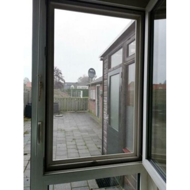 Horren voor in het raam