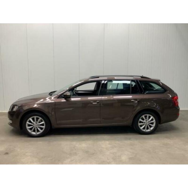 Skoda Octavia Combi 1.2 TSI Greentech Ambition Businessline