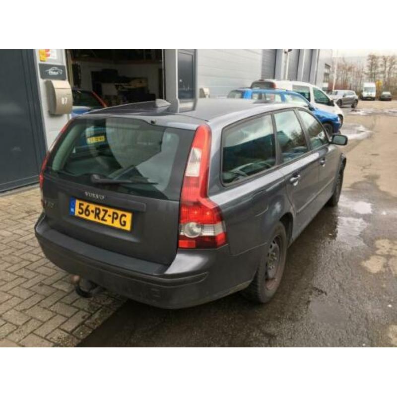 Volvo V50 V50; 1.6D AIRCO 1 injector niet goed €800 euro!