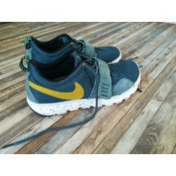 Nette sportschoenen van het merk Nike SB Maat 40,5