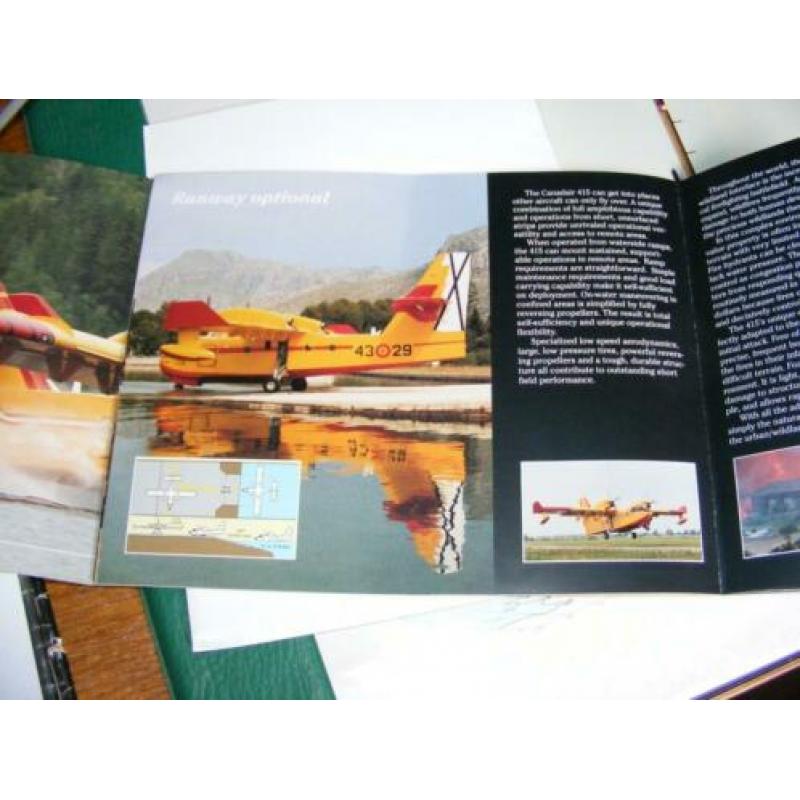 Canadair 415 Magazine + 2 foto's 28 x 22 cm