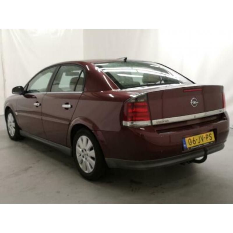 Opel Vectra 2.2-16V Elegance ?NAPAUT,NAVI,AIRCO,TREKHAAK,CRU