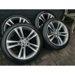 18inch ORIG BMW 397 M-PERFORM. velgen met Bridgestone banden