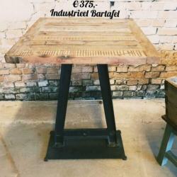 Vintage werkbank industrieel side table tafels, kasten