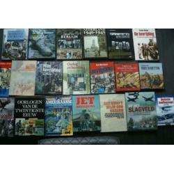 OORLOGSBOEKEN..... (32 Verschillende Titels)