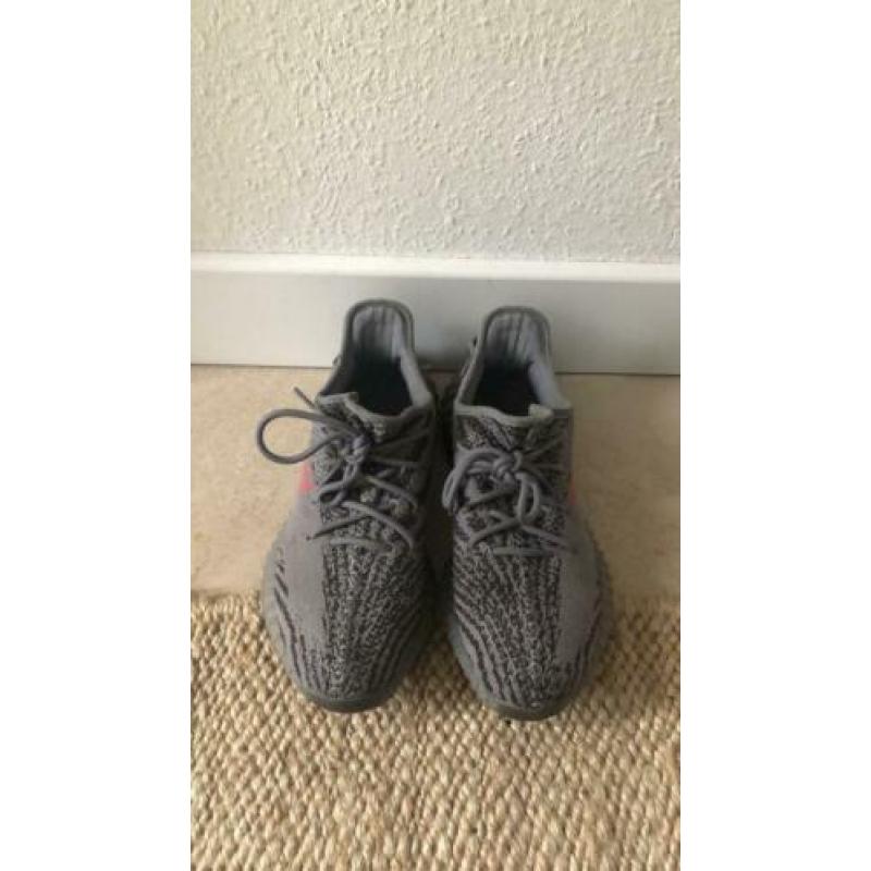 Yeezy boost 350 V2 43 1/3