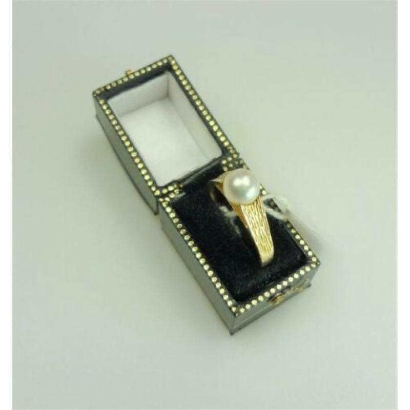 Ring goud met parel / Z6171