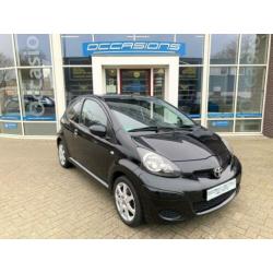 Toyota Aygo 1.0-12V Dynamic Navigator / Airco / Navigatie /