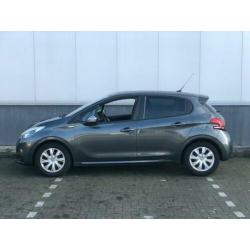 Peugeot 208 1.2 PureTech Urban Soul | Navigatie | Parkeersen