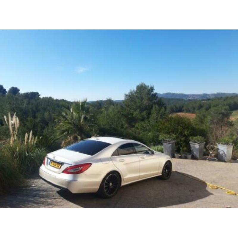 Dikke Mercedes CLS 350CDI *PARELMOER WIT* *BLIKVANGER*