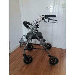 Rollator (lichtgewicht; 7900 gram)
