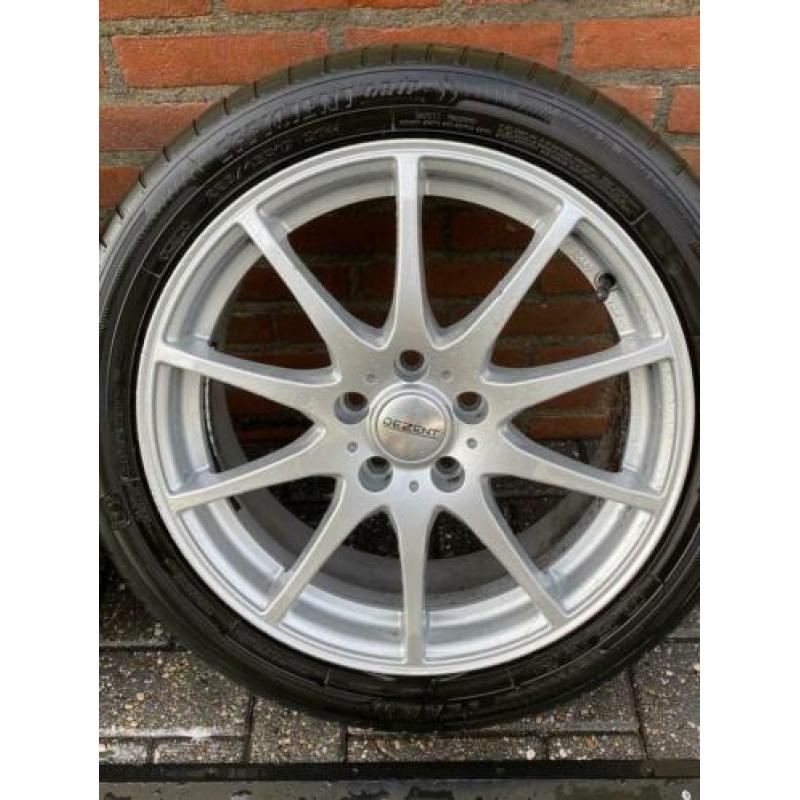 17” Volvo set V40 V50 V60 V70 225/45R17 zomerset