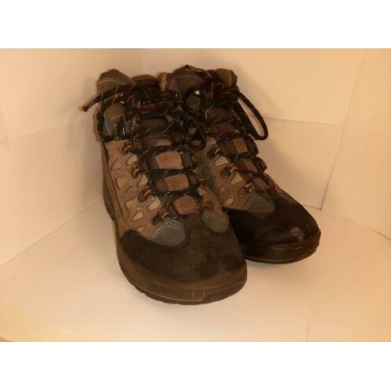 Berg/wandelschoenen Maat 36 unisex zeer netjes