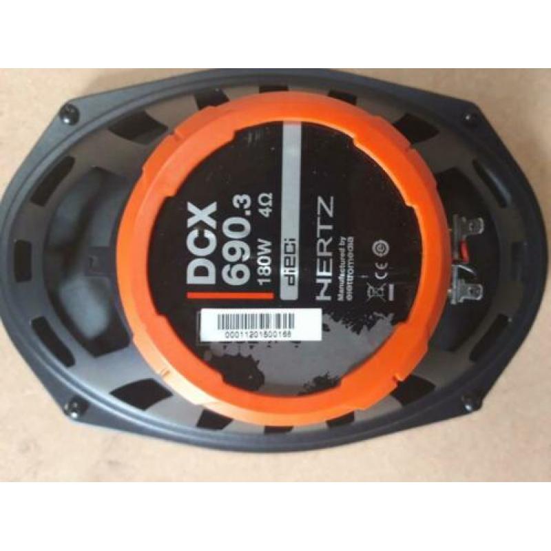 Autoradio Pioneer DEH4700 BT met 2 Hertz boxen