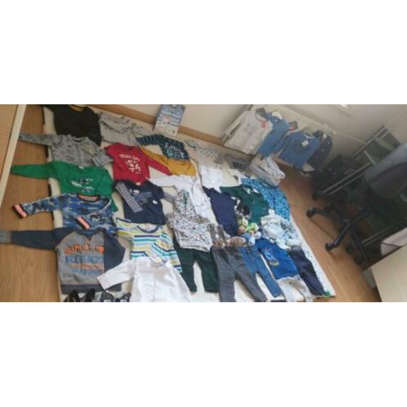 Groot pakket jongen kleding maat 74