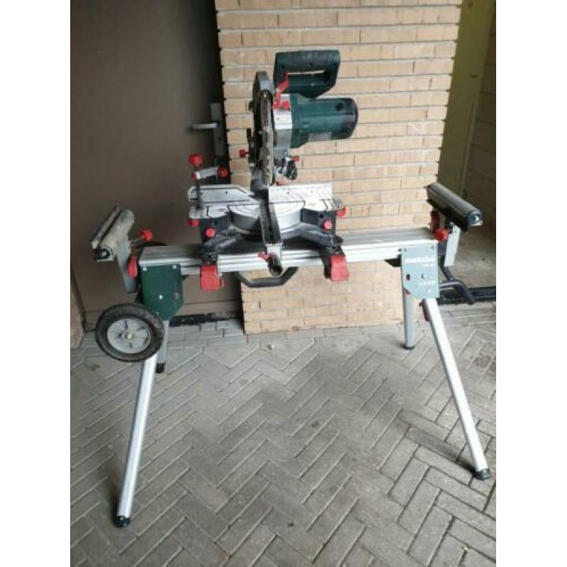 Afkortzaag metabo kgs 254 m met onderstel