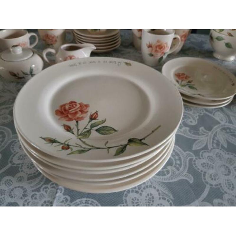 Jet servies a rose is a rose