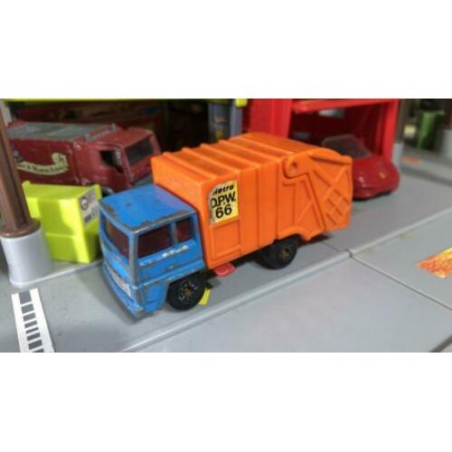 Vuilniswagen 1/64 matchbox VAVB