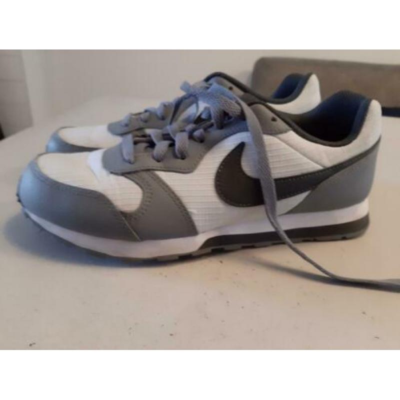 Nike sneakers 1x gedragen maat 39