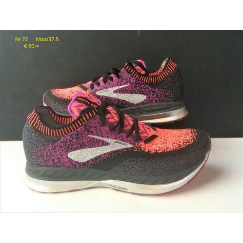 Sportschoenen nieuw 67 t/m 75 % korting .