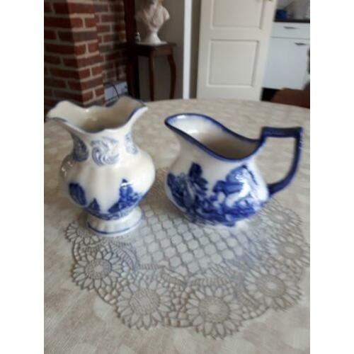 blauw potje en vaasje