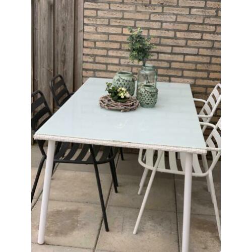 Tuinset tafel met 4 stoelen ZGAN