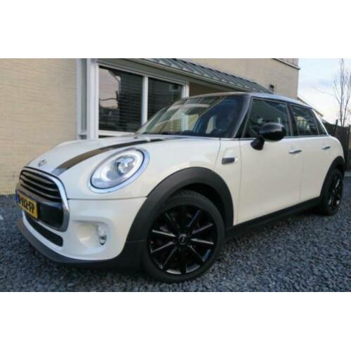 Mini Cooper 1.5 2016 White 5-deurs