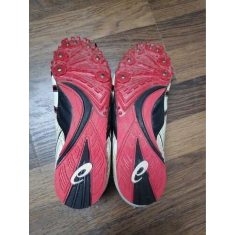 Spikes Asics Maat 40/41
