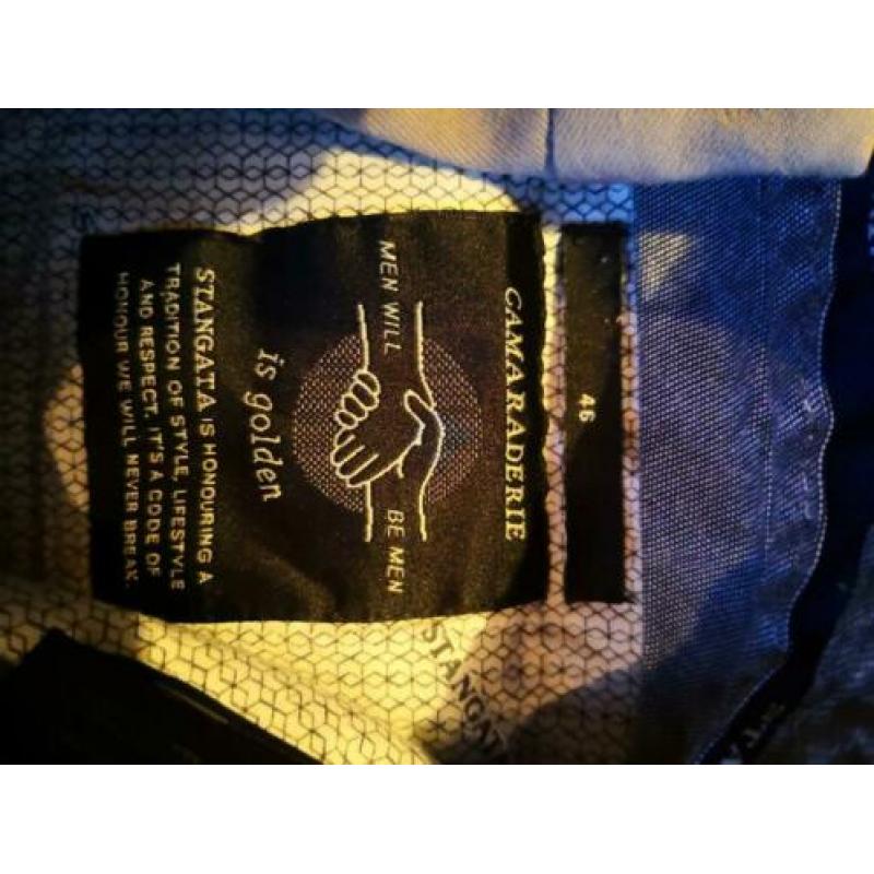 2 heren pantalons maat 46, nooit gedragen.
