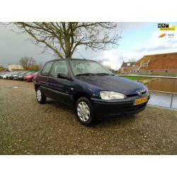 Peugeot 106 1.4 Accent Automaat | 122.250 km (NAP) | Nieuwe
