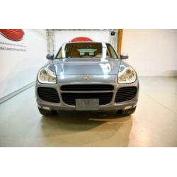 Porsche CAYENNE Turbo