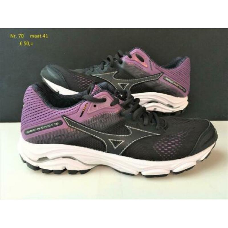 Sportschoenen nieuw 67 t/m 75 % korting .