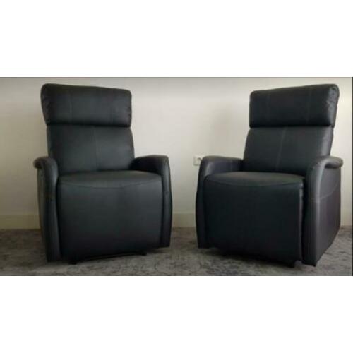 Te koop, 2 zeer mooie (als nieuw) relax Fauteuils.