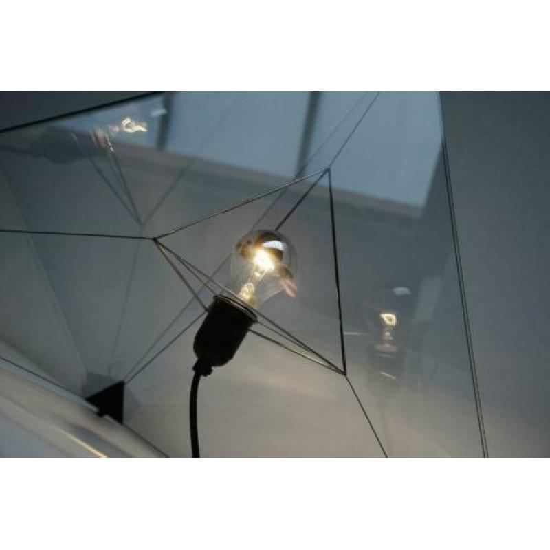 Frans van Nieuwenborg & Martijn Wegman, lamp 'Tetrahedron'