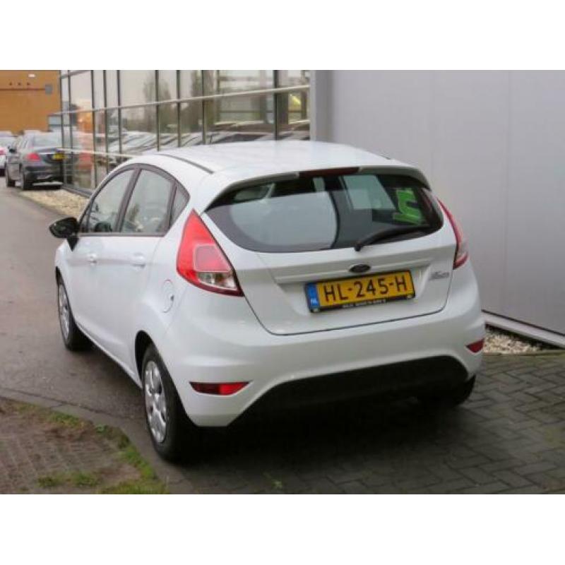 Ford Fiesta 1.5 TDCi Style Lease Cruise Navi Airco Bluetooth
