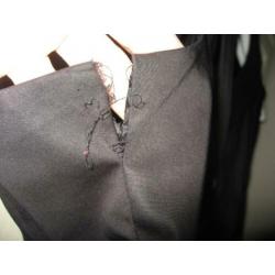 nieuw zwart gilet / mouwloos jasje van Riani, mt 44, losnaad