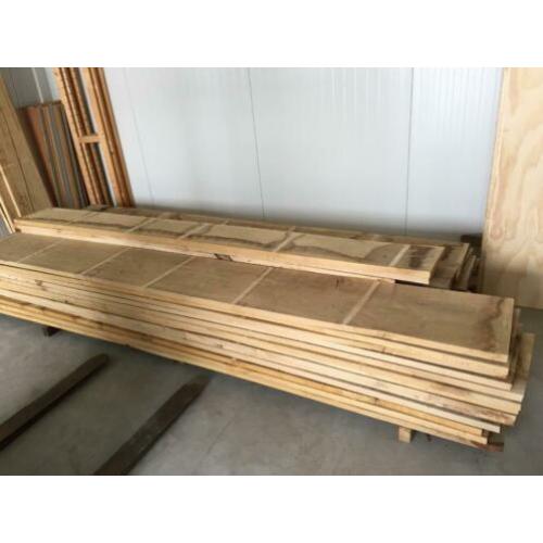 droge eiken planken 28cm breed 205 en 238-260cm lang 28mm di