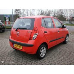 Hyundai i10 1.1 Dynamic met nwe distributie!
