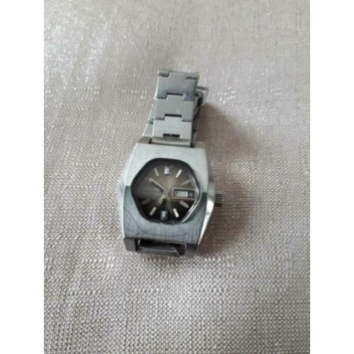 Vintage automatic ENICAR horloge loopt goed - met dag +datum