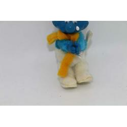 Vintage smurf met traan en sjaal knijppoppetje Peyo 1980