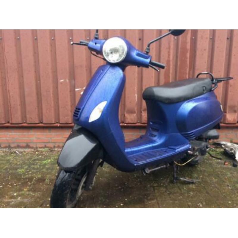AGM VX50 snorscooter
