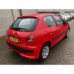 Peugeot 206 + 1.1 XR Pas 78.713km gereden!