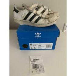 Adidas Superstar schoenen maat 31
