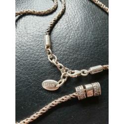 Schitterende massieve zilveren Esprit ketting. Mooi!!