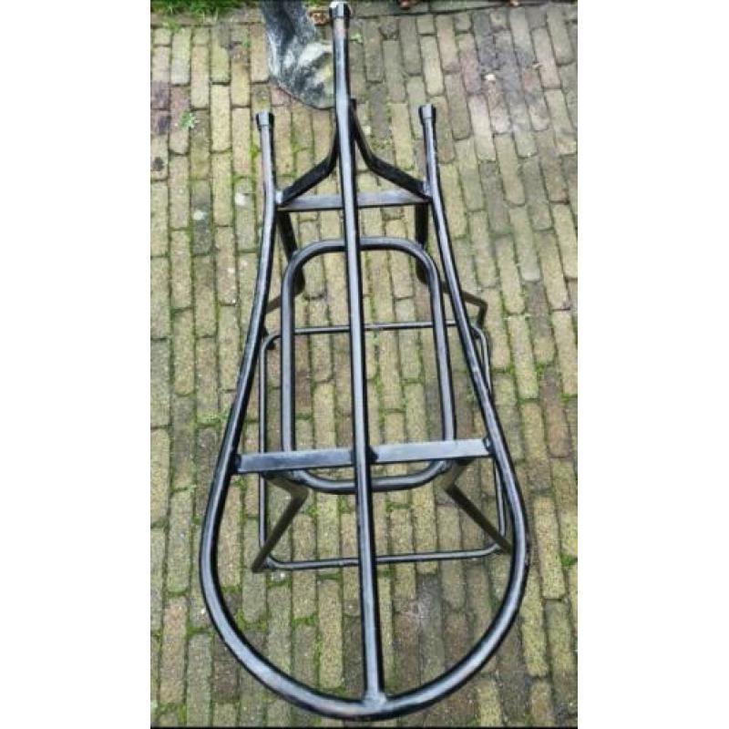 Handige zadelstandaard